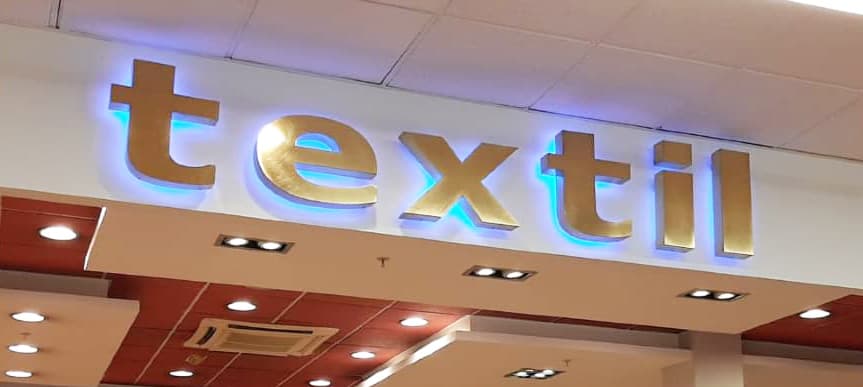 Variedad de diseños rótulos en Sanxenxo